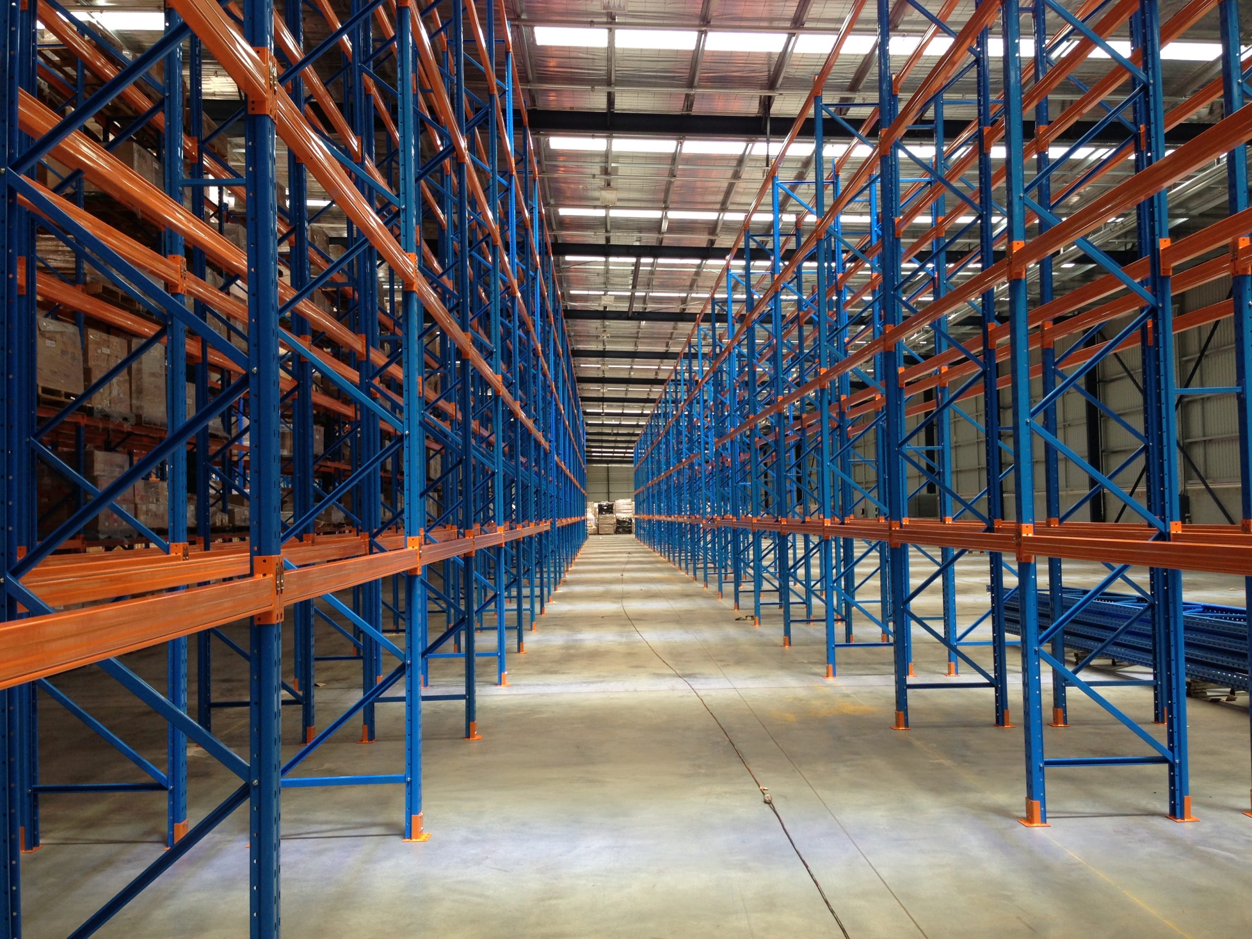 LOGIX Selective Pallet Racking